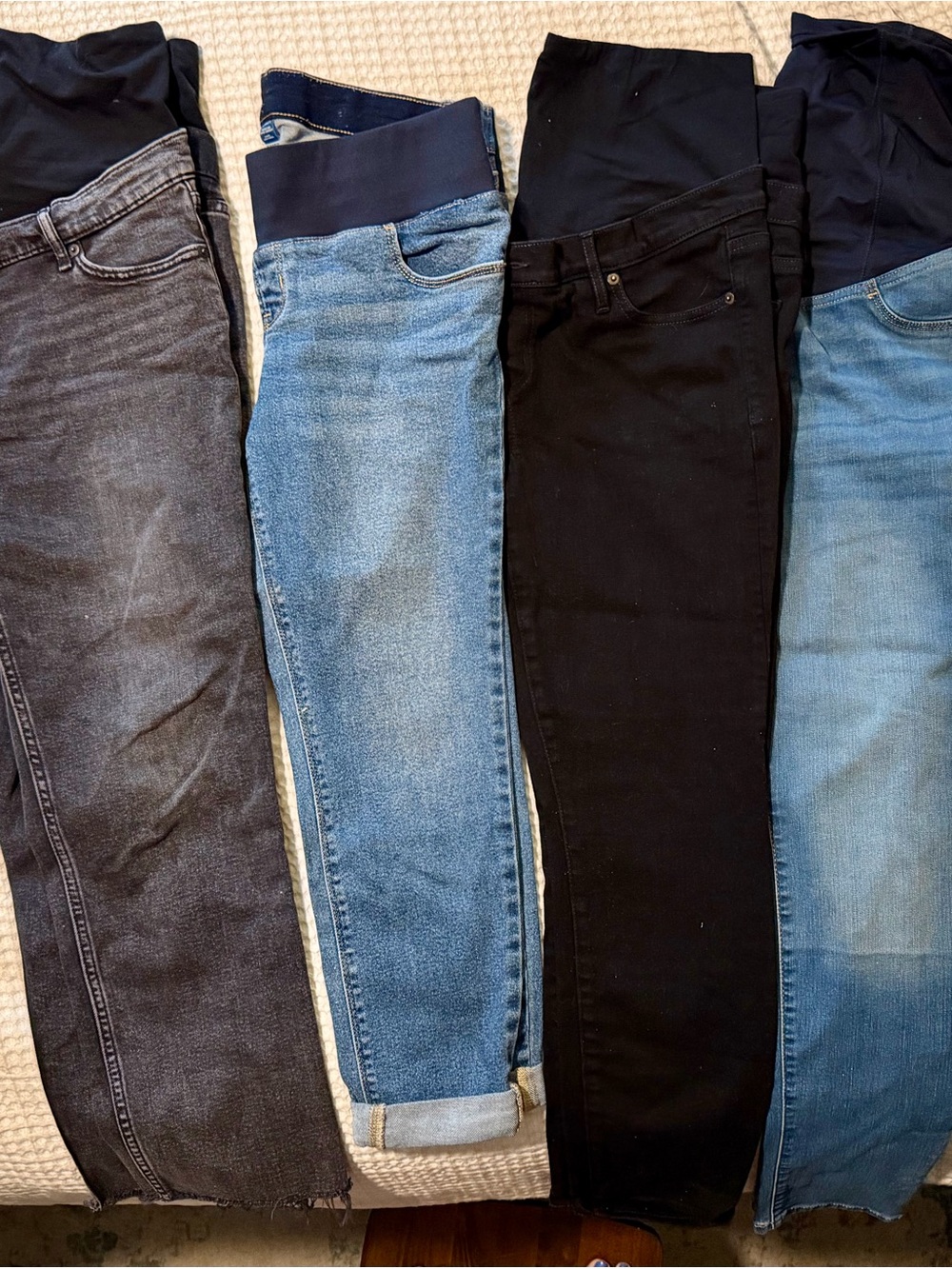 GAP & MORE -  Maternity Jeans & Tops BUNDLE